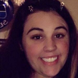 Meet your Posher, Brittney